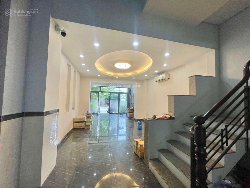 Bán nhà lk đường tqn q8 cách nvl vài bước chân, dt 5x24m, giá 9,9 tỷ. an ninh và kinh doanh