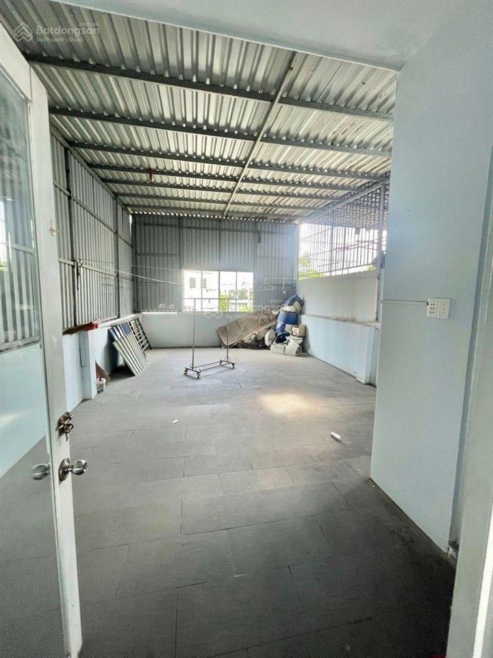 Bán nhà lk đường tqn q8 cách nvl vài bước chân, dt 5x24m, giá 9,9 tỷ. an ninh và kinh doanh