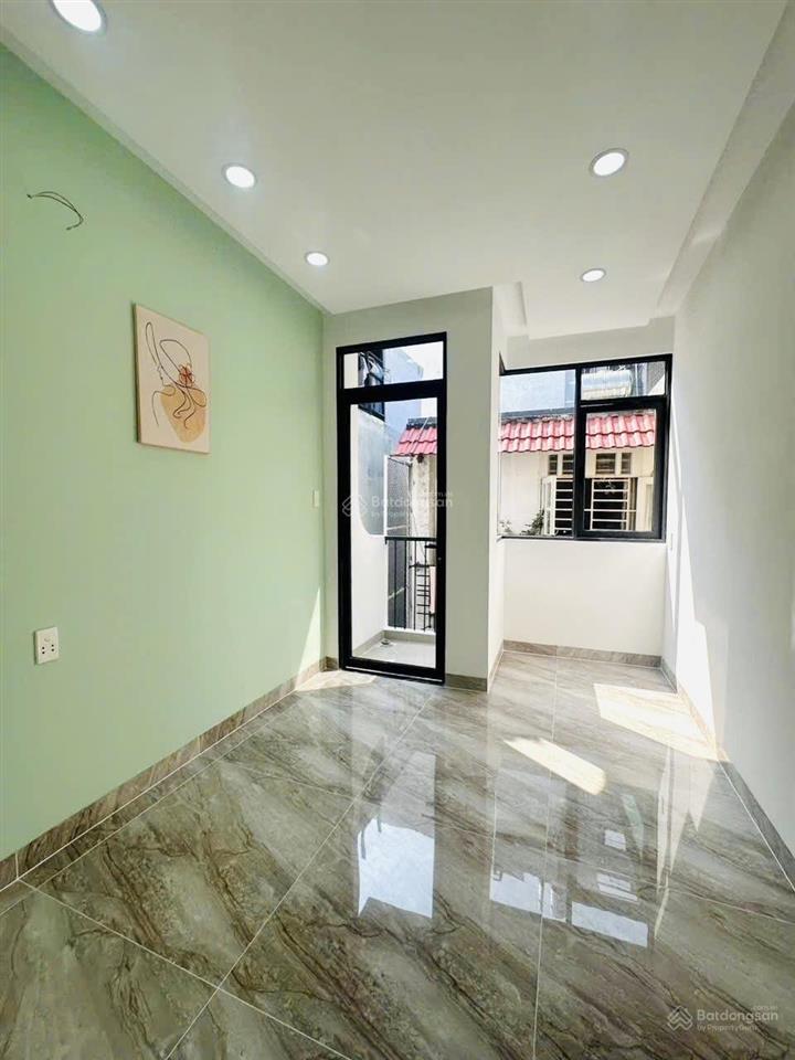 Nhà mới xây 4 tầng (5x6m), hẻm 154 âu dương lân, cách hẻm ô tô 15m, p.3, q.8