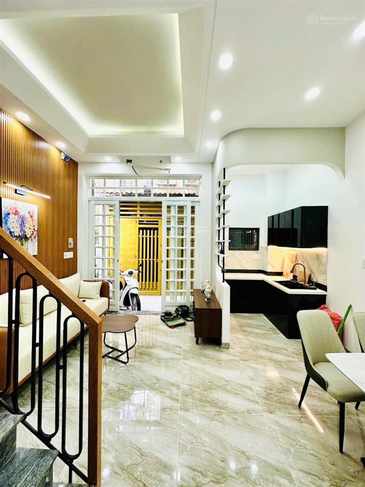 Nhà mới xây 4 tầng (5x6m), hẻm 154 âu dương lân, cách hẻm ô tô 15m, p.3, q.8