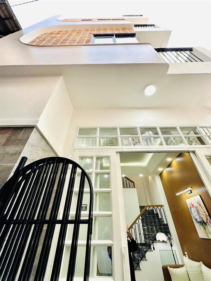 Nhà mới xây 4 tầng (5x6m), hẻm 154 âu dương lân, cách hẻm ô tô 15m, p.3, q.8
