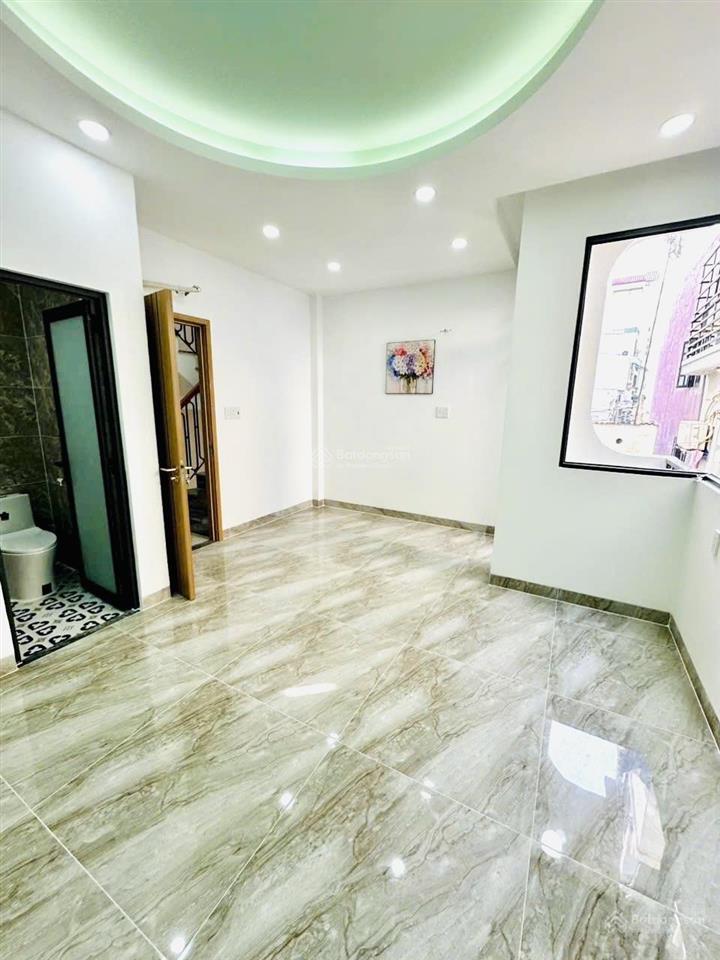 Nhà mới xây 4 tầng (5x6m), hẻm 154 âu dương lân, cách hẻm ô tô 15m, p.3, q.8