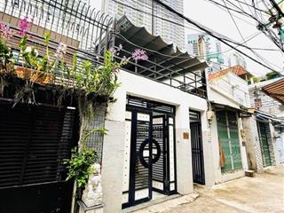 Chủ ngộp bank bán gấp, nhà cạnh phú mỹ hưng, 76m2, 4pn, shr không quy hoạch