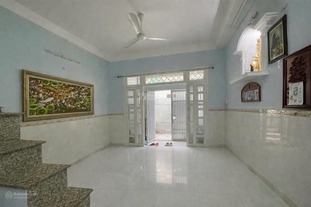 Bán nhà gần cầu chữ y, chợ rạch ông  ngay sát hẻm xe hơi  51m2 4tầng 5pn  shr ko qh  hơn 6tỷ
