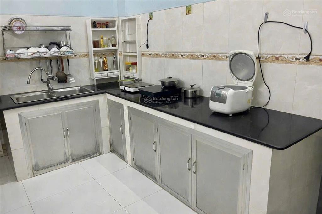 Bán nhà gần cầu chữ y, chợ rạch ông  ngay sát hẻm xe hơi  51m2 4tầng 5pn  shr ko qh  hơn 6tỷ