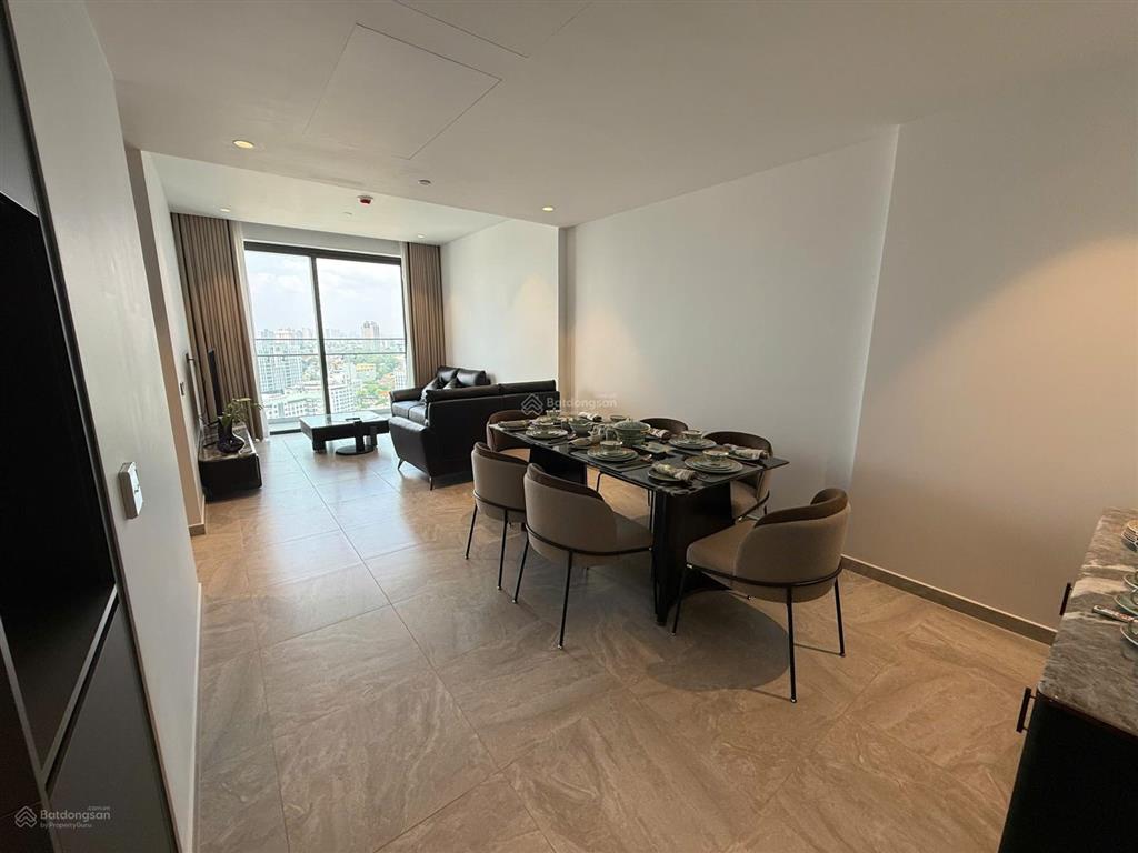 Cho thuê 2pn  90m2  lancaster legacy, mặt tiền nguyễn trãi, quận 1.  0767 167 ***