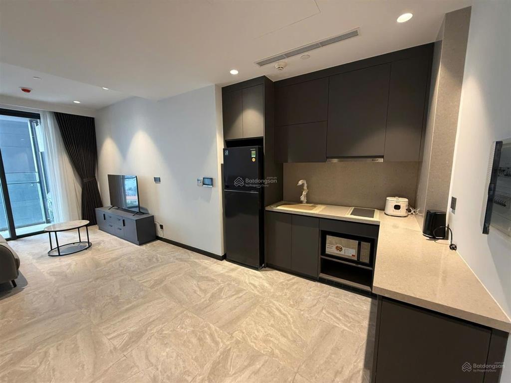 Chính chủ cho thuê 1pn  54m2 full nội thất tại lancaster legacy nguyễn trãi q1.  0767 167 ***