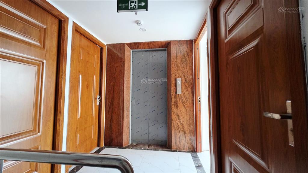 Bán chdv (ccmn 24 phòng) dòng tiền 100 triệu ôtô, cạnh đh tài nguyên đường phú diễn 81m2  21.5 tỷ