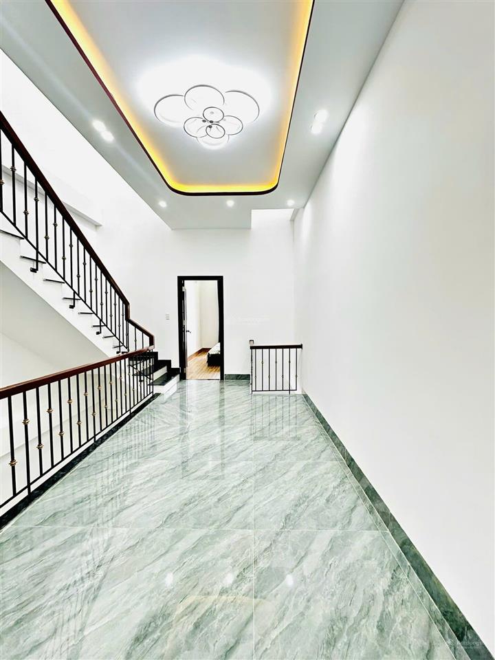 Tôi chính chủ cần bán nhà 3 tầng kiệt 814 trường chinh, hòa phát, cẩm lệ