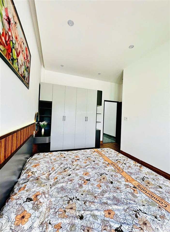 Tôi chính chủ cần bán nhà 3 tầng kiệt 814 trường chinh, hòa phát, cẩm lệ