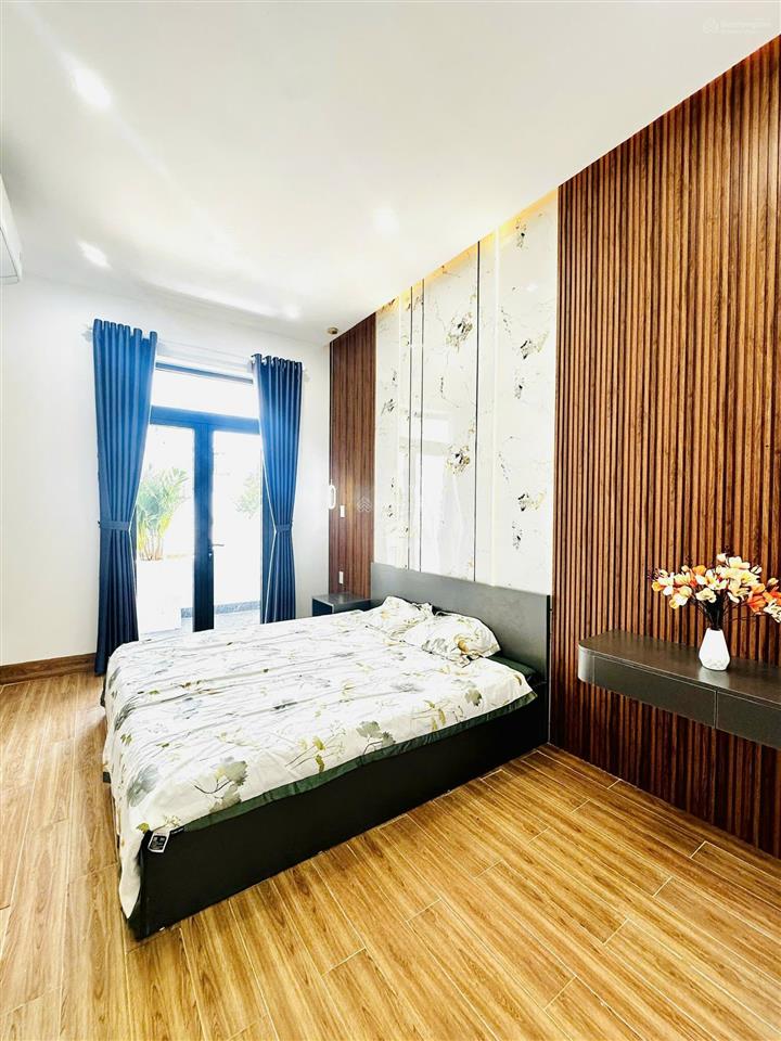 Tôi chính chủ cần bán nhà 3 tầng kiệt 814 trường chinh, hòa phát, cẩm lệ