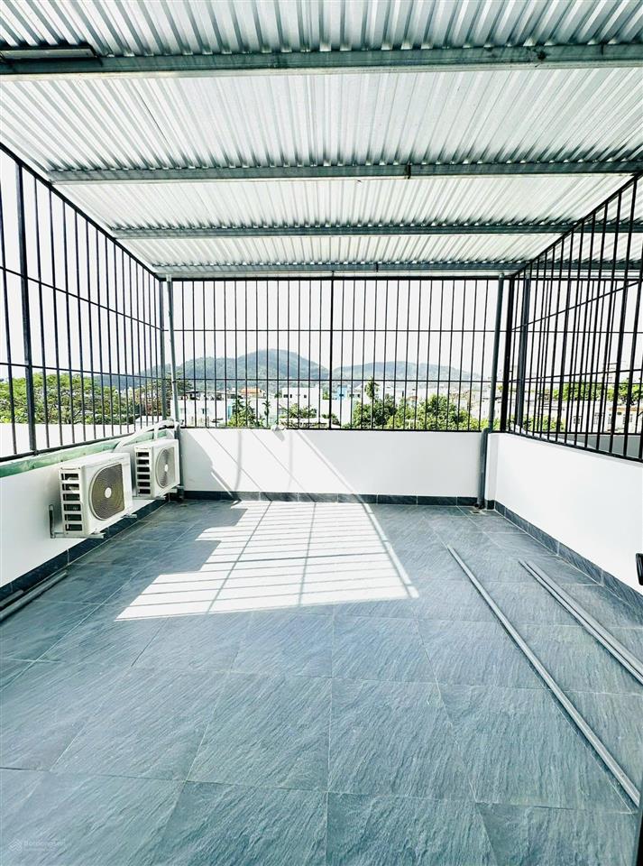 Tôi chính chủ cần bán nhà 3 tầng kiệt 814 trường chinh, hòa phát, cẩm lệ