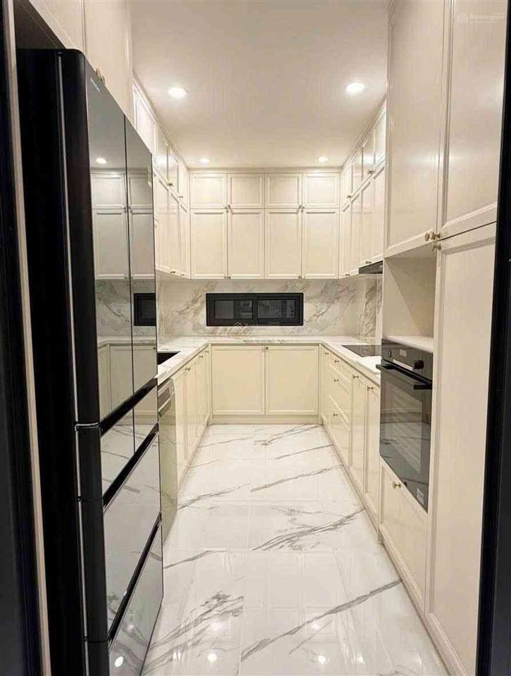 Siêu phẩm hoa hậu nguyễn sơn  7 tầng thang máy  vỉa hè ô tô tránh  90m2  36 tỷ