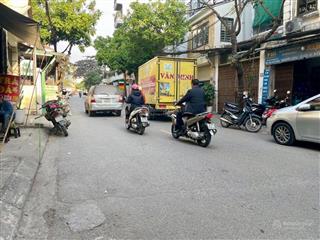 Nhà mặt phố hoa lâm kinh doanh đỉnh, gần phố ngô gia tự  110m2  23,75 tỷ