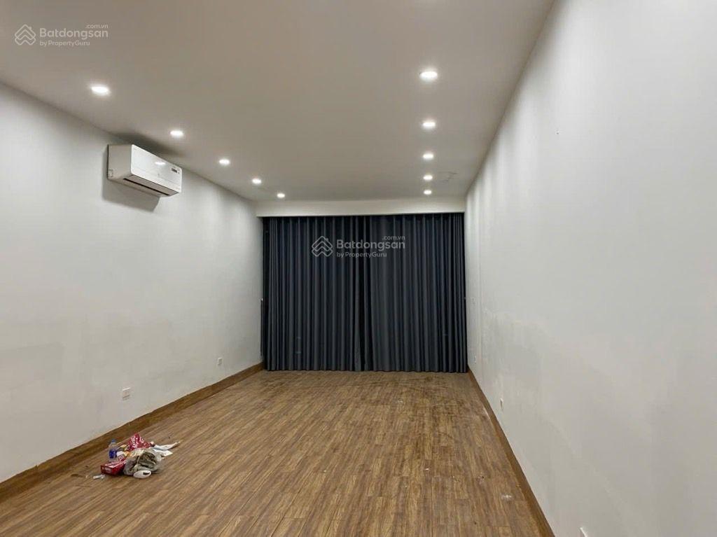 Nhà mặt phố hoa lâm kinh doanh đỉnh, gần phố ngô gia tự  110m2  23,75 tỷ