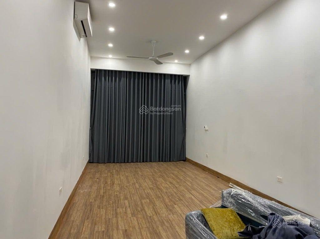 Nhà mặt phố hoa lâm kinh doanh đỉnh, gần phố ngô gia tự  110m2  23,75 tỷ