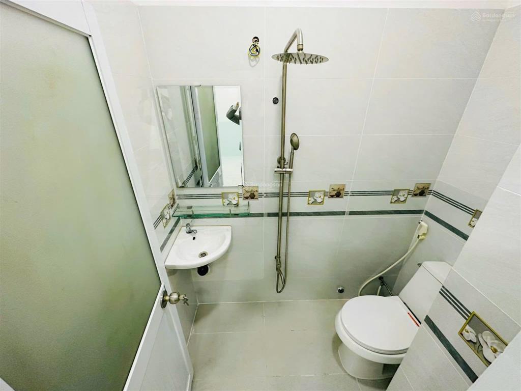 108m2  đường xe hơi  lê ngã, âu cơ  hđ thuê 50tr/th