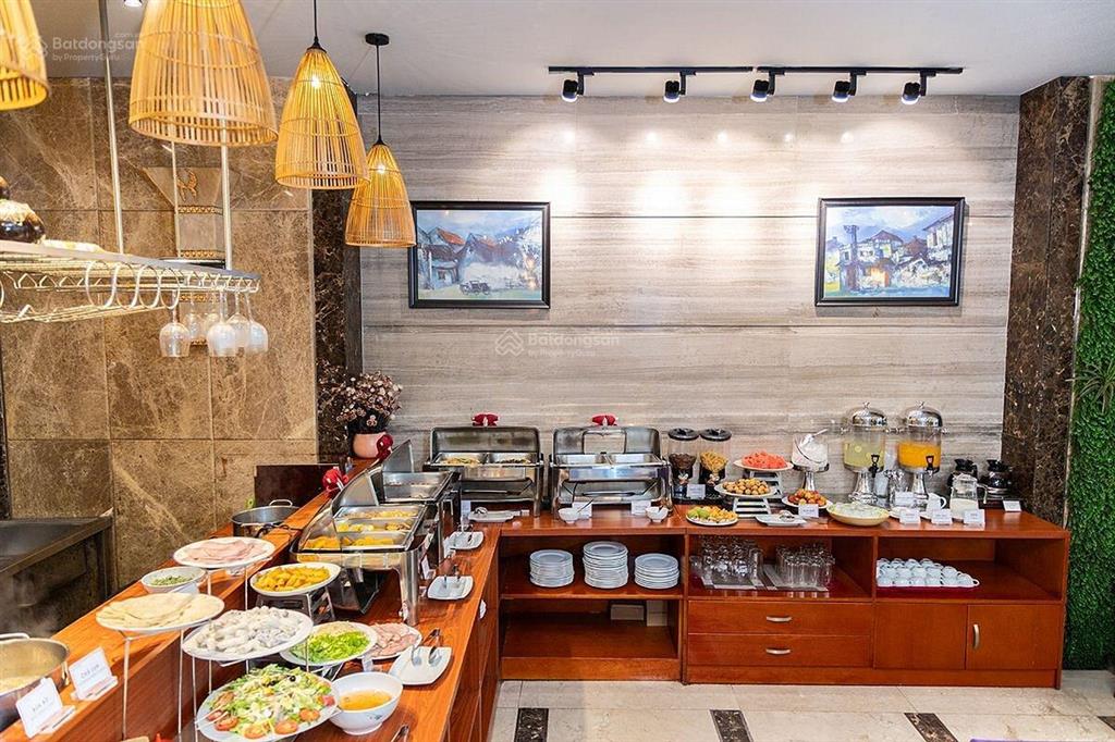 Bán khách sạn 64 phòng  180 nguyễn trãi bến thành, quận 1