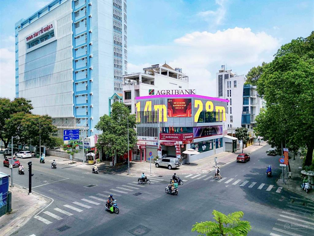 Bán tòa 2 mặt tiền 112 trần quốc thảo  lý chính thắng (14 x 28m, 412m2)