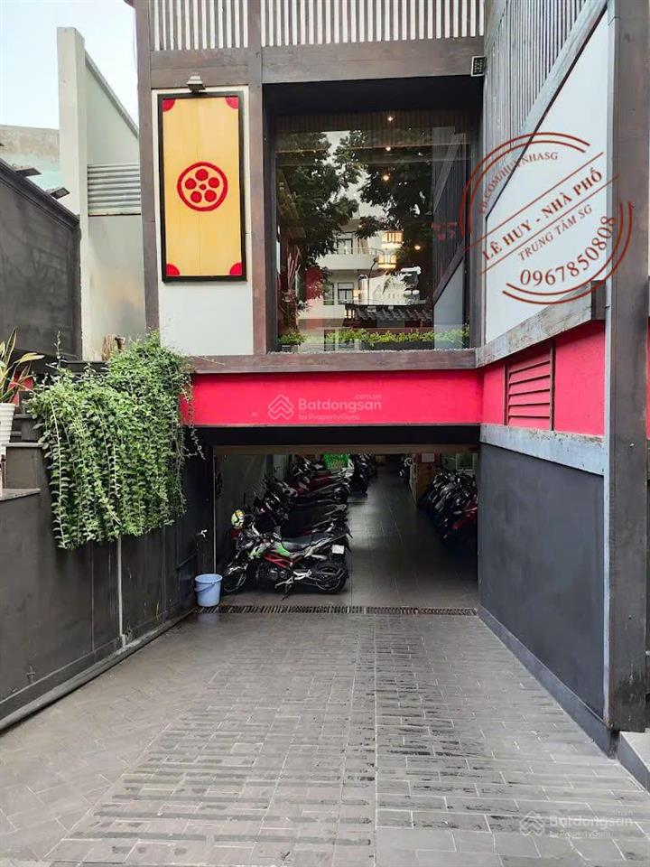 Mặt tiền 125a trần quốc thảo (543.3m2  14m x 40m)