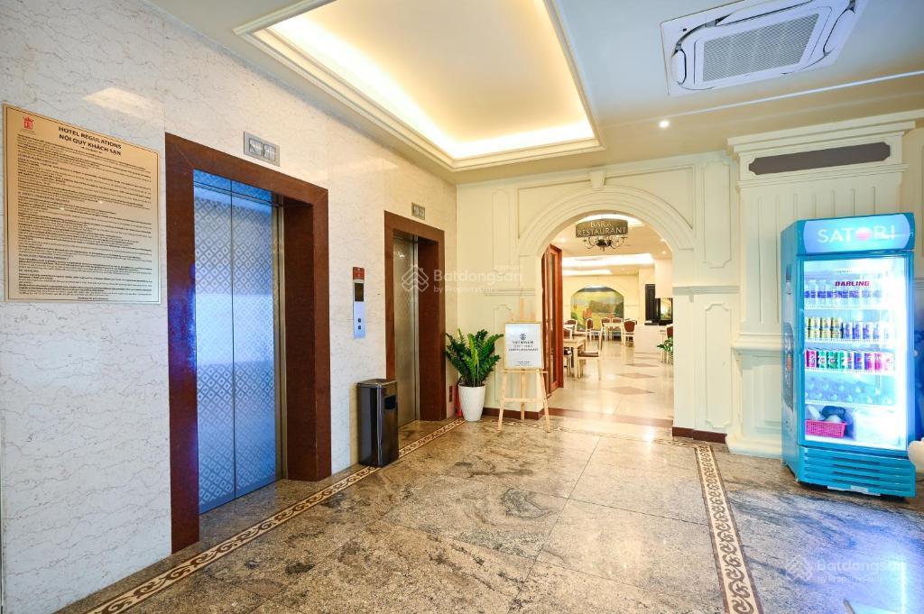 Bán khách sạn california saigon 4* thủ khoa huân bến thành quận 1 (103 phòng)