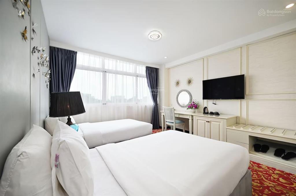 Bán khách sạn california saigon 4* thủ khoa huân bến thành quận 1 (103 phòng)