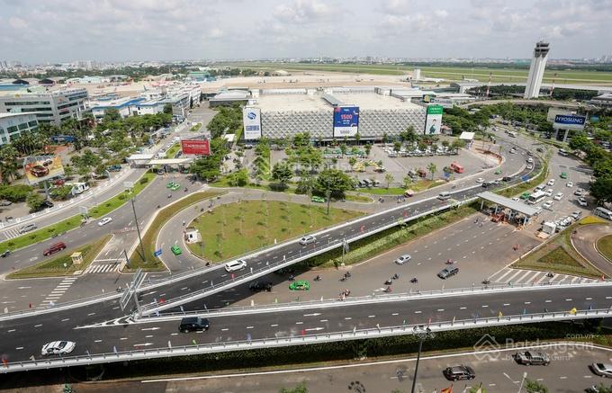 Mặt tiền khu sân bay [11 x 40m] 433,8m2 (gpxd 2 hầm 12 tầng ~4000m2 sàn)