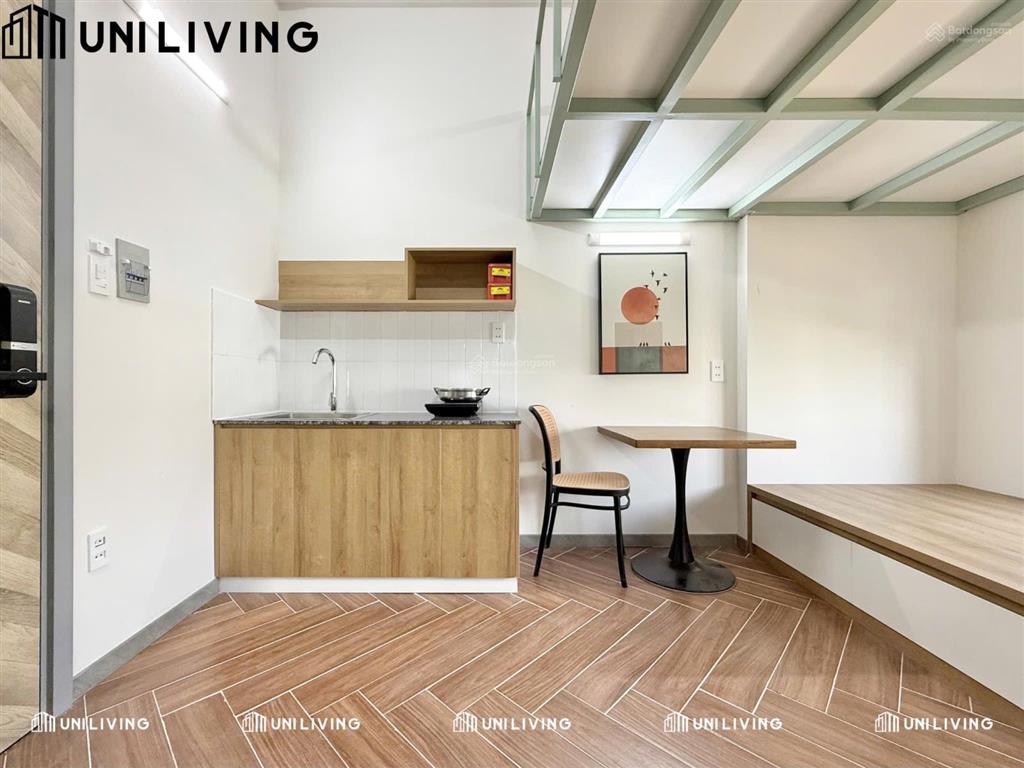Duplex full nội thất cách đh tài chínhmarketing 200m