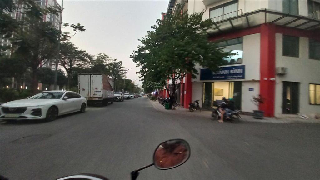 Khai sơn town, đường 13m, vỉa hè, kinh doanh đa ngành, mt 5m, 77m2x6t, 22 tỷ 0976 285 ***