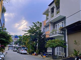 Nhà mặt tiền 4 tầng  nội khu công viên bình phú  sd 127m2 hẻm xe tải tránh  chỉ 8.x tỷ