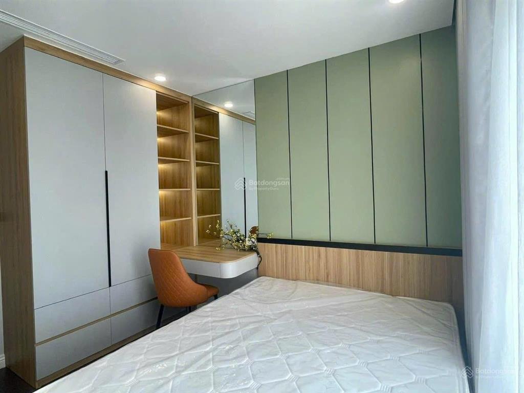 Bán căn góc 2pn 74,7m2 tòa hdi tây hồ  view hồ tây  full đồ tầng đẹp, hướng đông mát mẻ, sẵn sổ