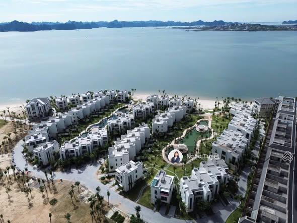 Hiếm.... căn biệt thực sát vịnh duy nhất giá siêu tốt. pháp lý lâu dài.  0397 390 ***
