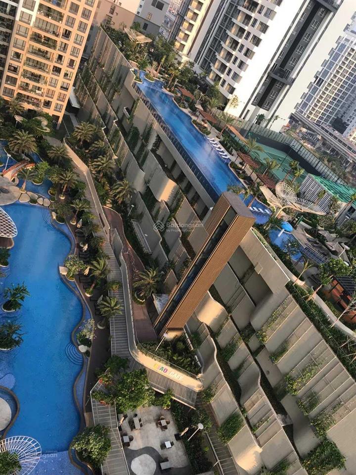 Hot! giao dịch nhanh 3pn 130m2 full nội thất giá chỉ 18 tỷ khách thiện chí có thương lượng