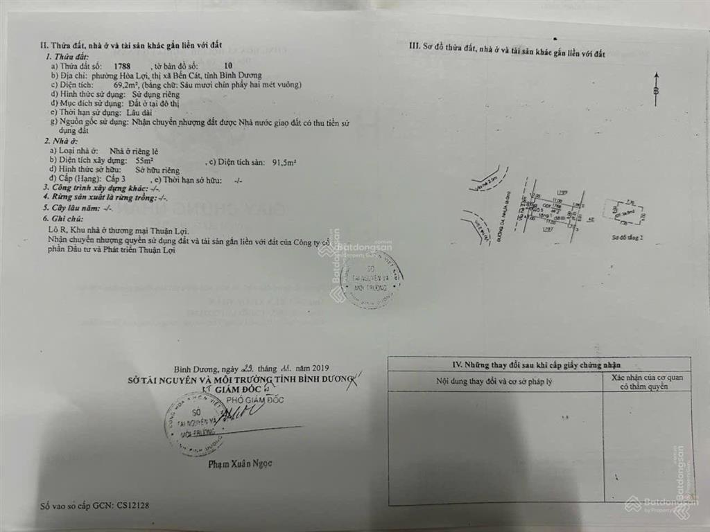 Bán nhà 1 trệt 1 lửng hoàn công đầy đủ dt đất 70m2