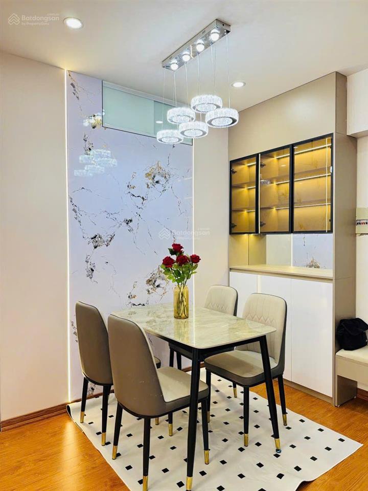 ( giá thật )cần tiền bán gấp căn hộ tầng 16 tại tòa 17t11 trung hòa giá 6,65 tỉ