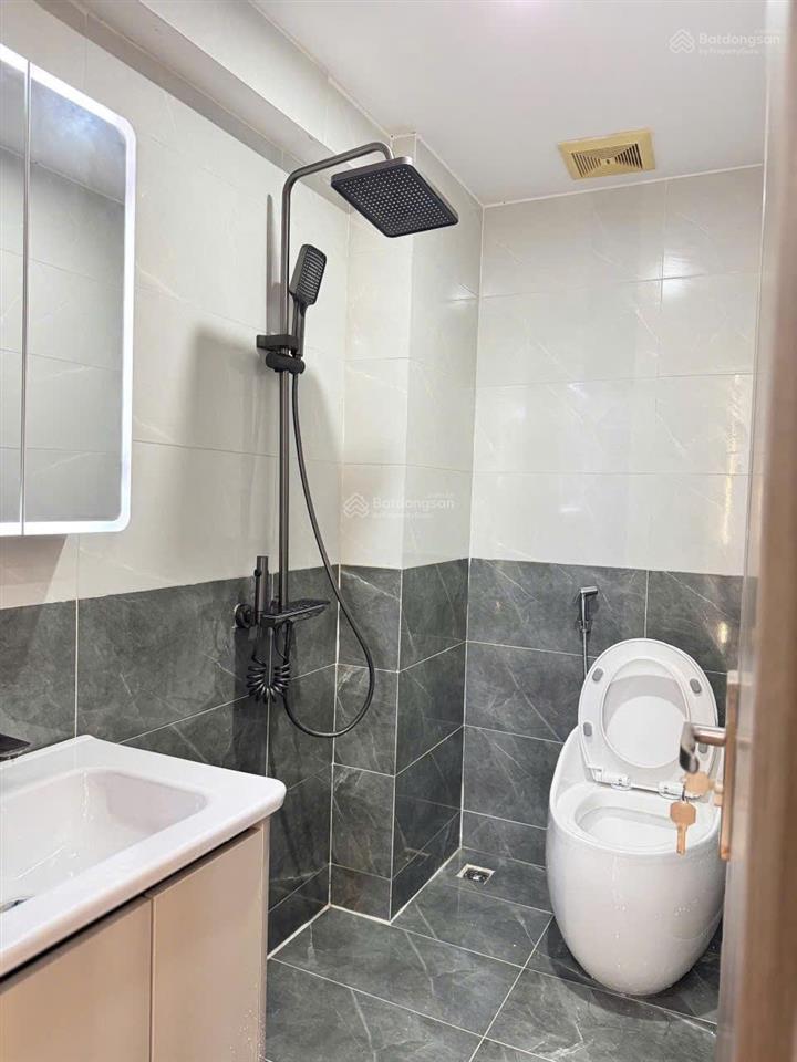 ( giá thật )cần tiền bán gấp căn hộ tầng 16 tại tòa 17t11 trung hòa giá 6,65 tỉ