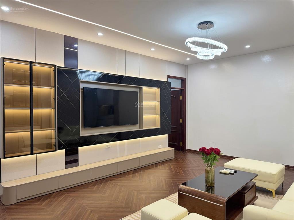 (giá thật) 12,5tr cho thuê căn hộ 2pn 70m2 tại nguyễn huy tưởng