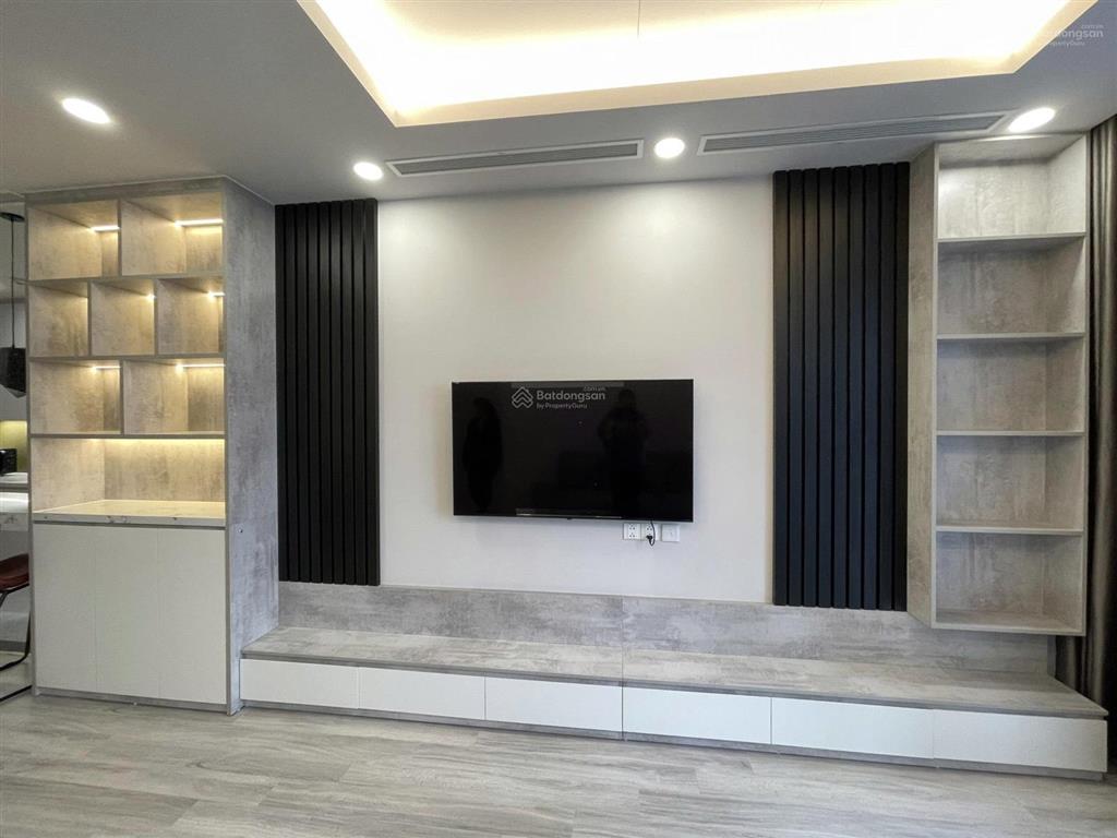 Giảm giá bán nhanh brg lê văn lương 105m giá chỉ 13 tỉ.sẵn sổ