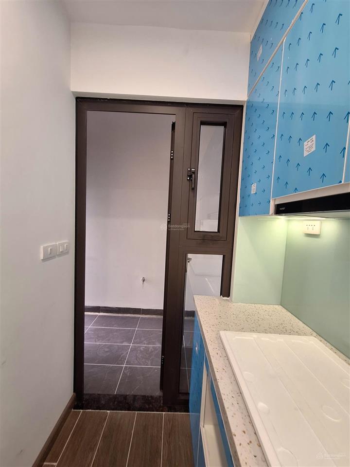 Bán căn hộ 2pn mới tinh tại handico 33 lê văn lương giá 114tr/m