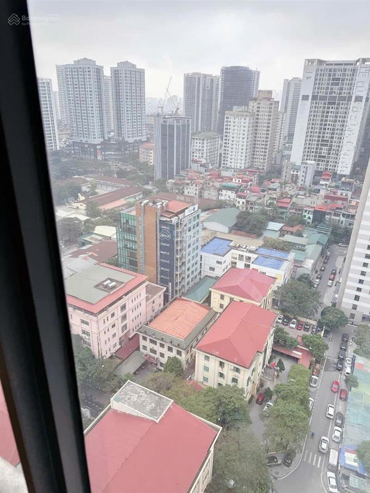 Bán căn hộ tại hà nội center point lê văn lương 3pn giá 10,4 tỉ (giá thật )