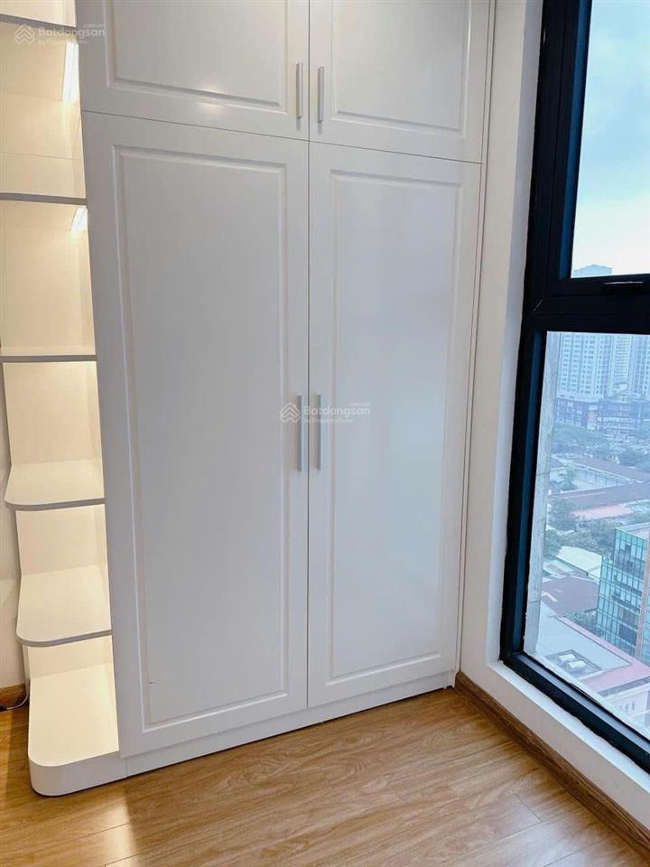 Bán căn hộ tại hà nội center point lê văn lương 3pn giá 10,4 tỉ (giá thật )