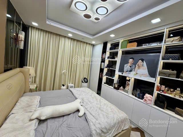 Cực hiếm bán căn hô 3pn rivera park 69 vũ trọng phụng giá 14,1 tỉ ban công đông nam