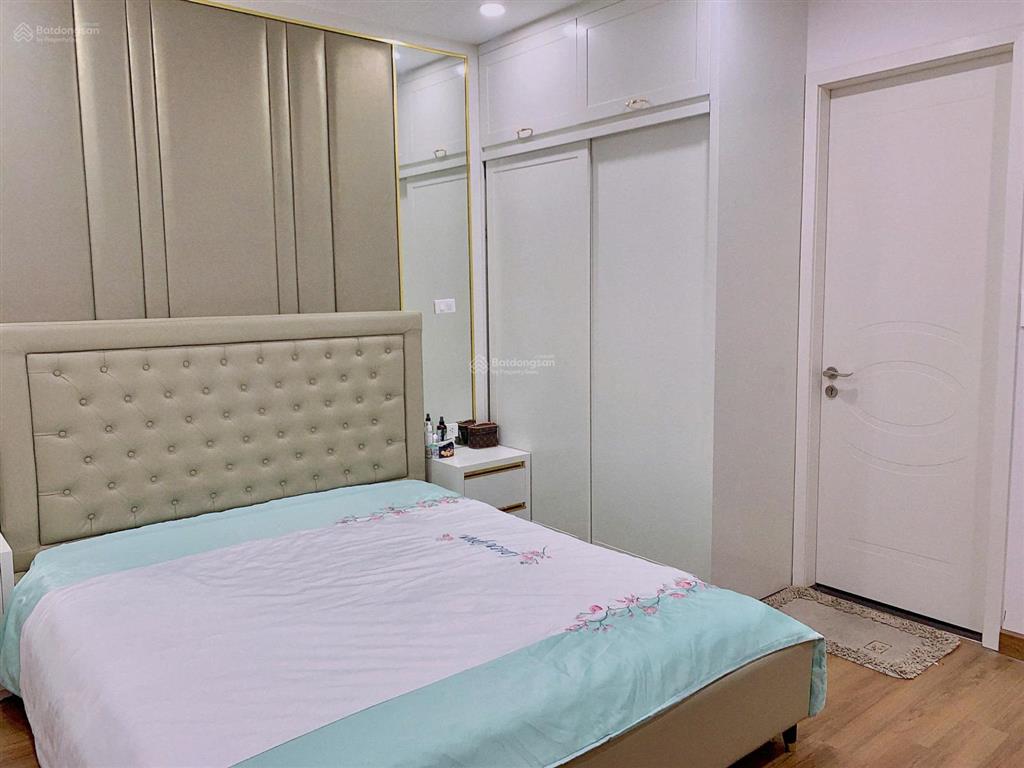 Cho thuê căn hộ 2pn tại gold season 47 nguyễn tuân giá 14,5tr