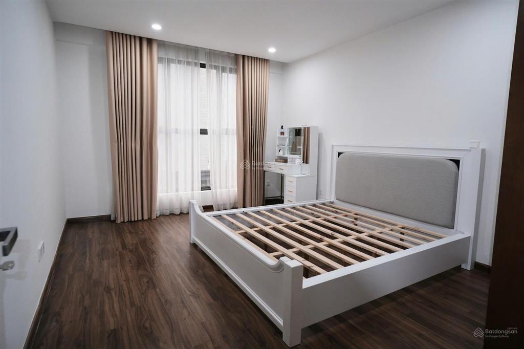 Cho thuê căn hộ 4pn 130m² tại golden palm, giá 19,5tr/tháng