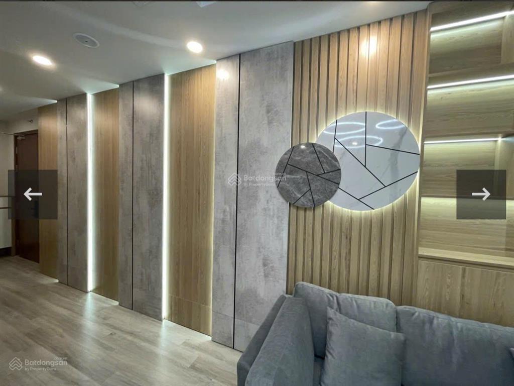 Bán căn 2pn tại brg lê văn lương 63m2, giá 7,9 tỷ. sẵn sổ