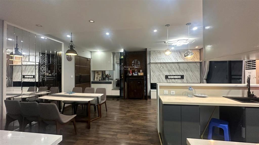 Cho thuê căn hộ tại nguyễn tuân, 2pn đủ đồ giá 13tr/tháng
