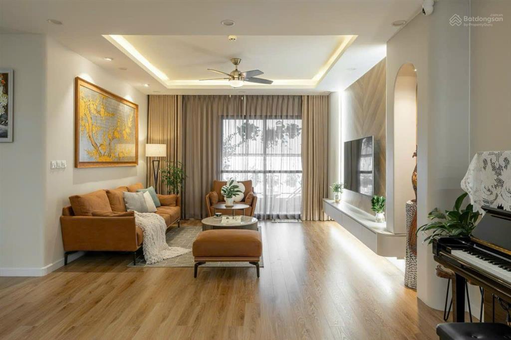 (việt đức complex) bán căn hộ 3pn siêu rộng 137,4m giá 9 tỷ