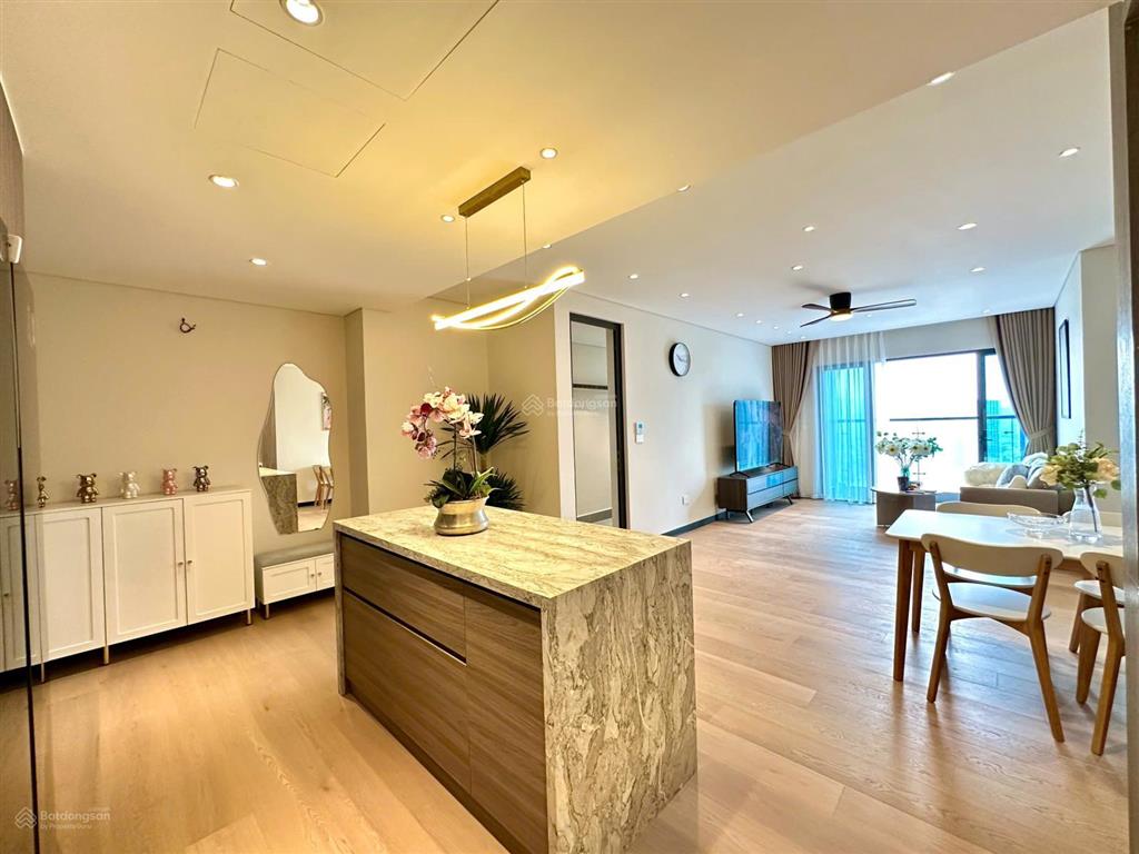 Cho thuê căn hộ 3pn tại 90 nguyễn tuân, giá 17tr