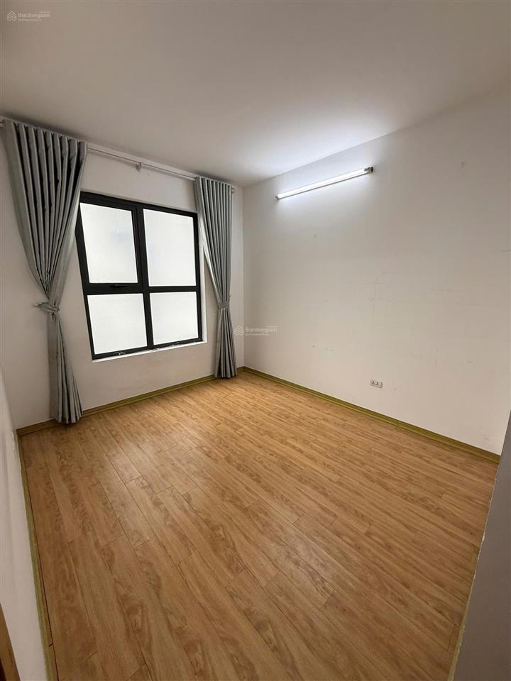 Cho thuê căn hộ 2pn 15tr tại golden west lê văn thiêm