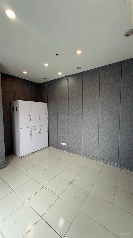 Cho thuê căn hộ 4 phòng ngủ 163m tại ngụy như kon tum giá 18tr